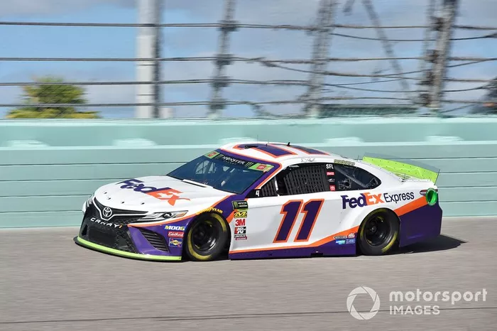 4. Denny Hamlin (Gibbs-Toyota): P10 im Rennen