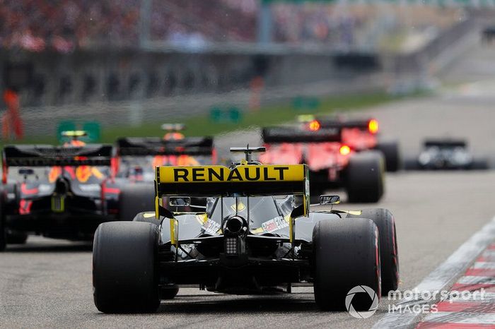 Nico Hulkenberg, Renault F1 Team R.S. 19, se coloca en parrilla