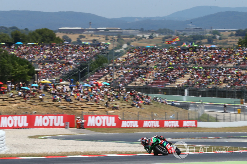 <img src="http://cdn-1.motorsport.com/static/custom/car-thumbs/MOTOGP_2017/BIKES/Aprilia.png" width="80" /> Aprilia Racing Team Gresini