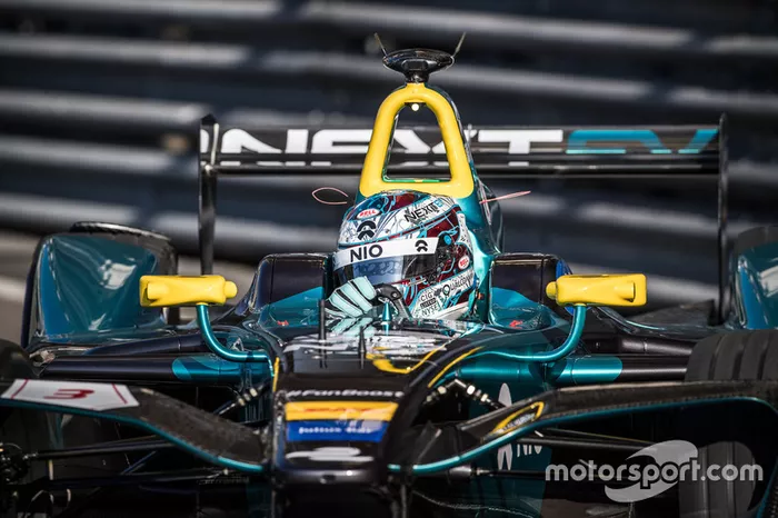 Nelsinho Piquet finalizou na quarta posição.