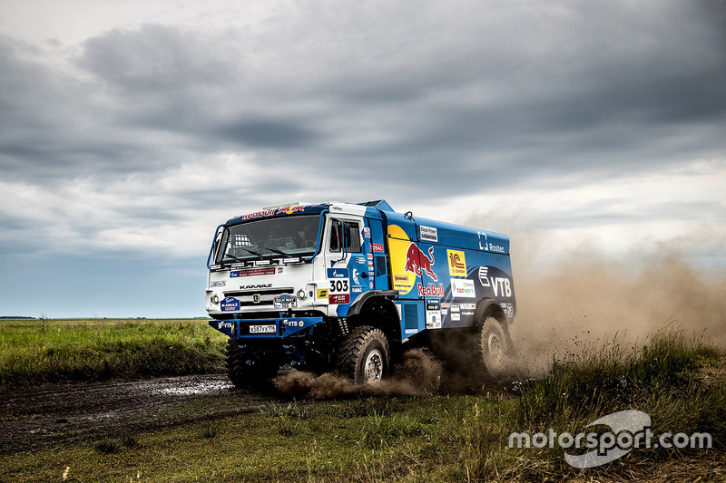 #303 KAMAZ-master Team: Dmitry Sotnikov, Ruslan Akhmadeev, Ilnur Mustafin