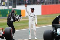 Lewis Hamilton, Mercedes AMG F1, celebra la pole