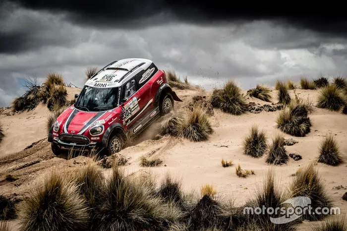 #303 X-Raid Team Mini: Mikko Hirvonen, Michel Périn