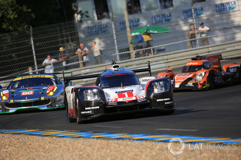 №1 Porsche Team, Porsche 919 Hybrid: Андре Лоттерер, Ник Тэнди, Нил Джани