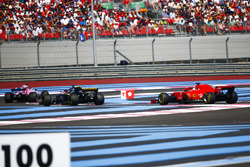 Sergio Perez, Force India VJM11, Nico Hulkenberg, Renault Sport F1 Team R.S. 18 y Sebastian Vettel, Ferrari SF71H