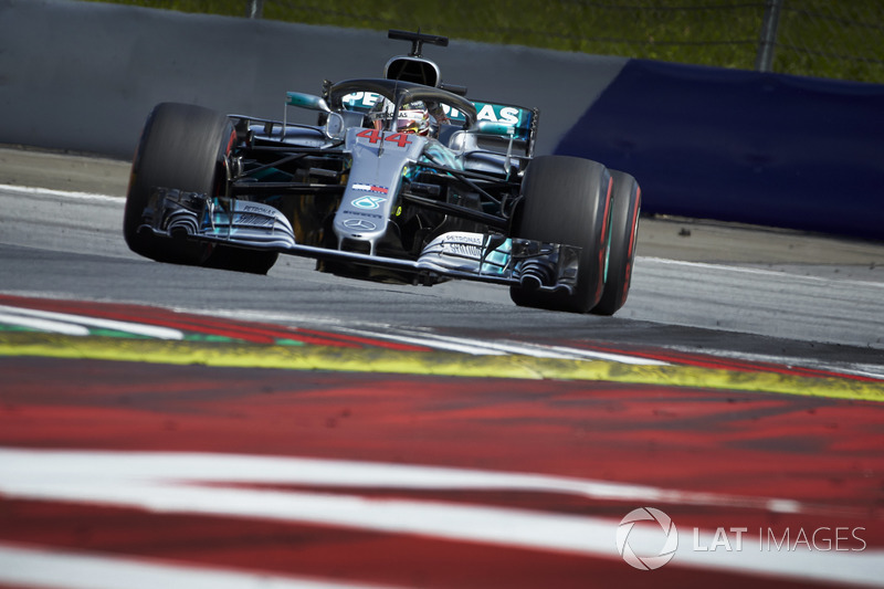 Hamilton expresses frustration after being unable to repass cars