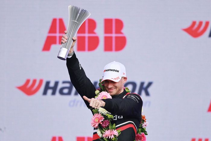 Second placed Edoardo Mortara, Mahindra Racing 