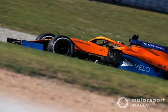21º Lando Norris, McLaren MCL35: 1:17.573 (con neumáticos C2)