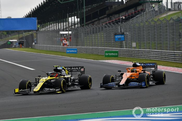 Esteban Ocon, Renault F1 Team R.S.20, Lando Norris, McLaren MCL35