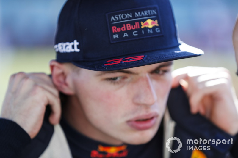 “Não sou eu que faço as regras, caso contrário um monte de punições teriam sido evitadas na F1. Mas acho que é um cenário similar ao que tive na China com ele”