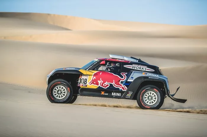 #304 X-Raid Mini JCW Team: Stéphane Peterhansel, David Castera
