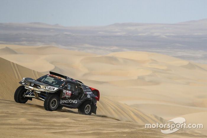 #335 Ssangyong: Oscar Fuertes, Diego Vallejo