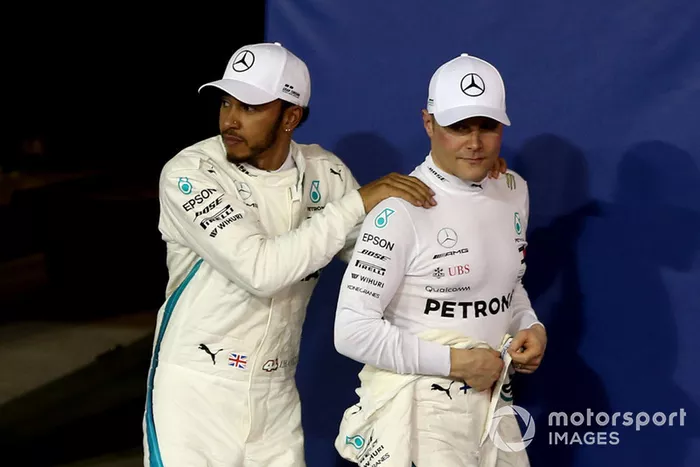 Lewis Hamilton, Mercedes AMG F1 y Valtteri Bottas, Mercedes AMG F1 en Parc Ferme 