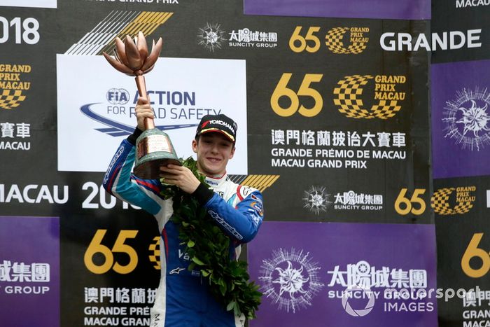 Podio: Sacha Fenestraz, Carlin