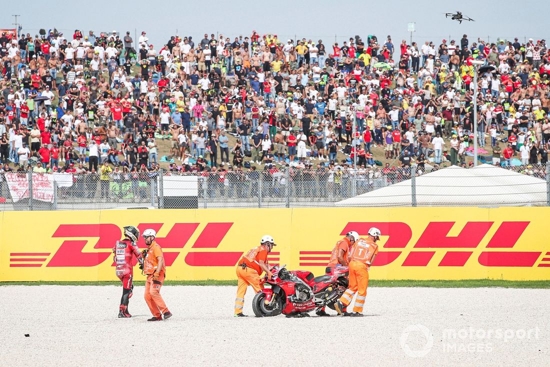 Francesco Bagnaia, wypadek zespołu Ducati