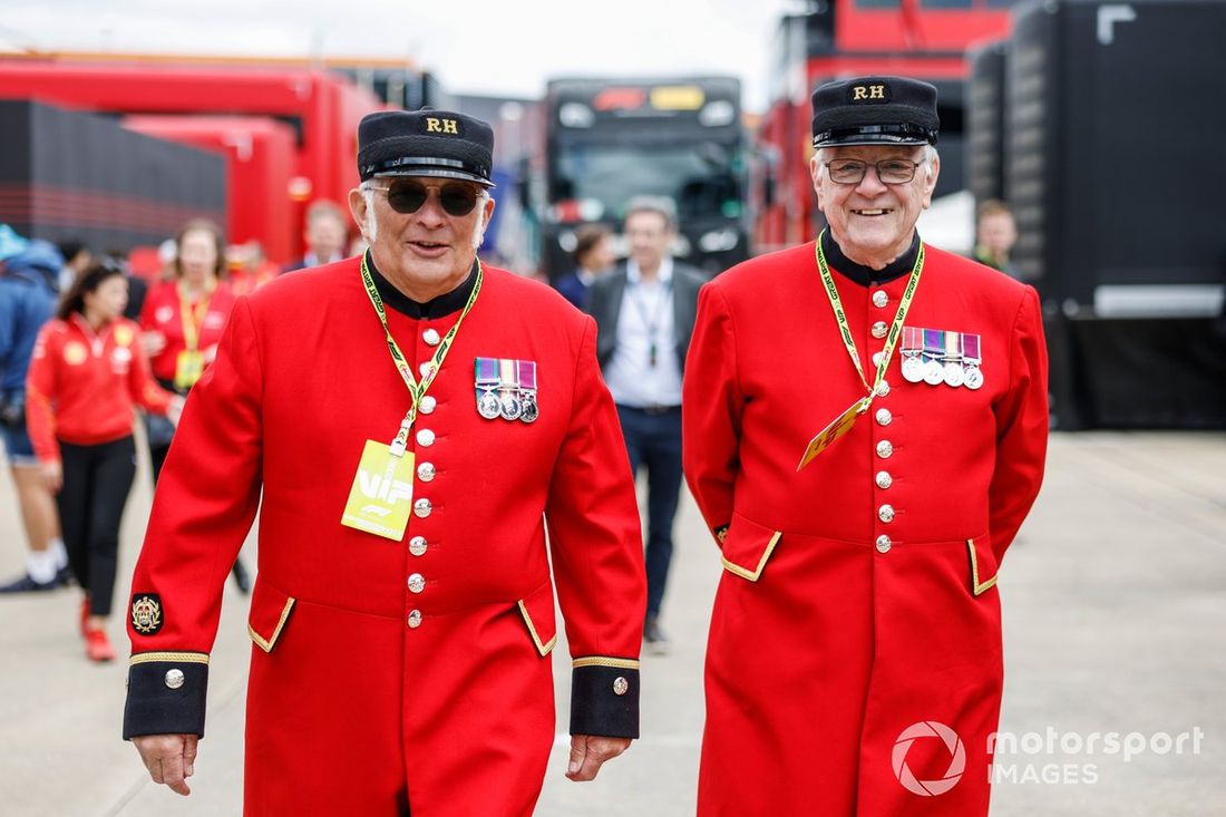 Emeryci Chelsea na wybiegu