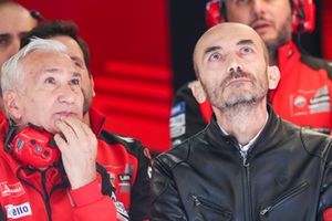 Davide Tardozzi, Team manager del equipo Ducati, Claudio Domenicali, CEO de Ducati Corse