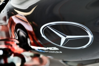 Лого Mercedes