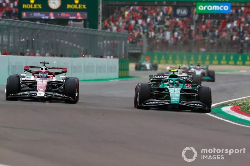Sebastian Vettel, Aston Martin AMR22, Valtteri Bottas, Alfa Romeo C42