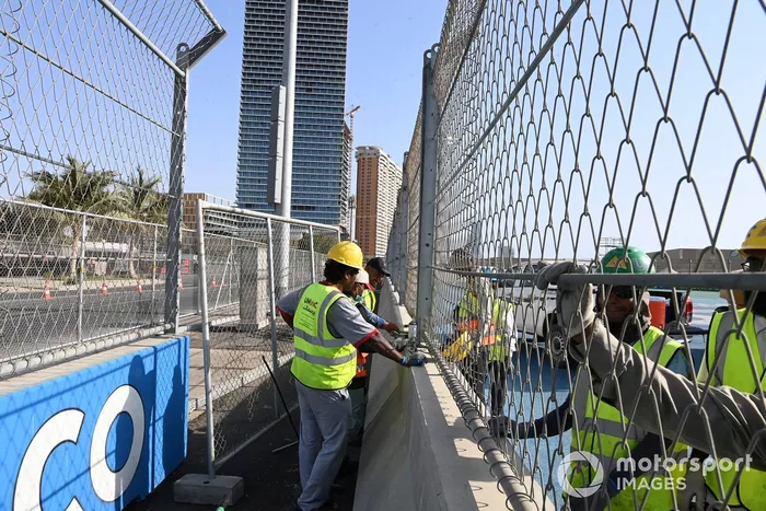 تفاصيل المنعطف الأخير من حلبة شوارع جدّة
