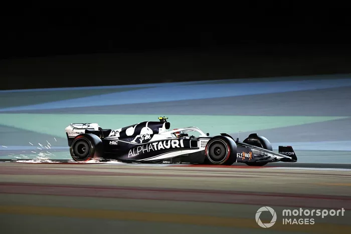13º Pierre Gasly, AlphaTauri AT03,
