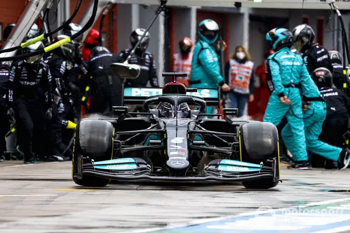 Lewis Hamilton, Mercedes W12