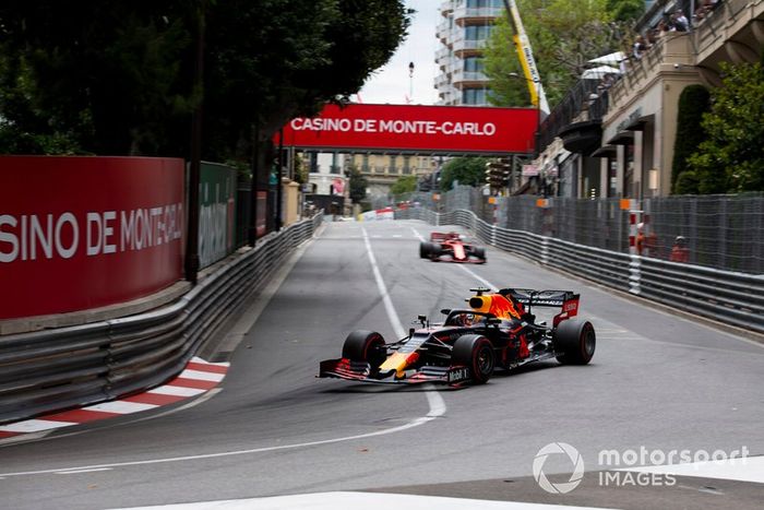 Max Verstappen, Red Bull Racing RB15, Sebastian Vettel, Ferrari SF90