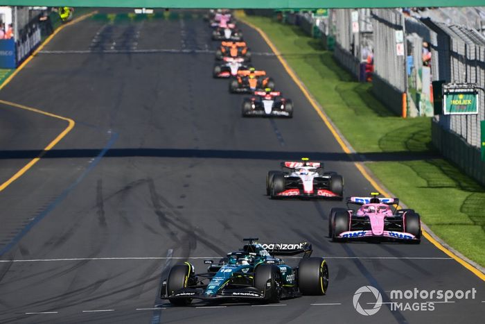 Lance Stroll, Aston Martin AMR23, Pierre Gasly, Alpine A523, Nico Hulkenberg, Haas VF-23