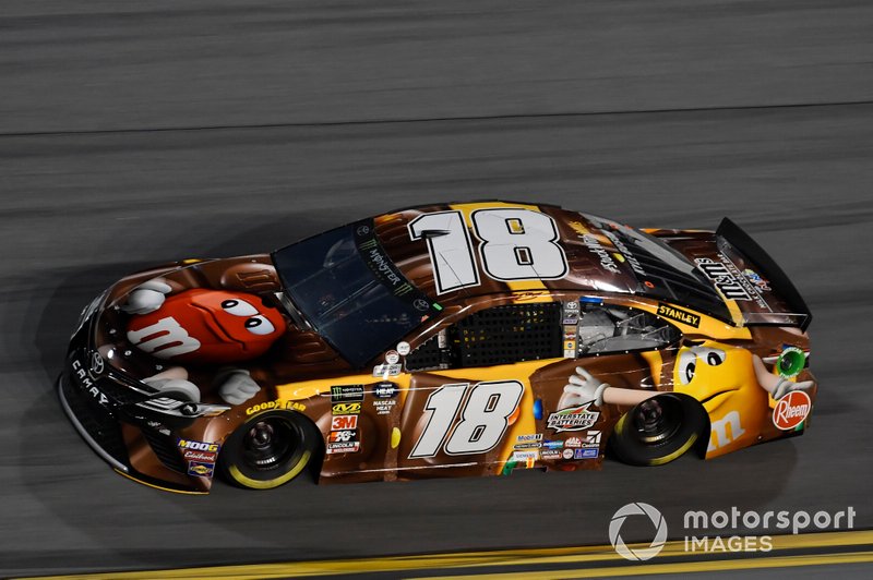 Kyle Busch, Joe Gibbs Racing, Toyota Camry M&M's Chocolate Bar