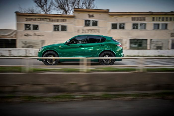 Alfa Romeo Stelvio Q 100° Anniversario