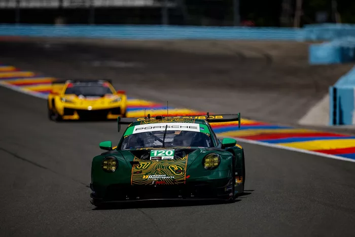 #120 Wright Motorsports Porsche 911: Adam Adelson, Callum Ilott, Tom Sargent