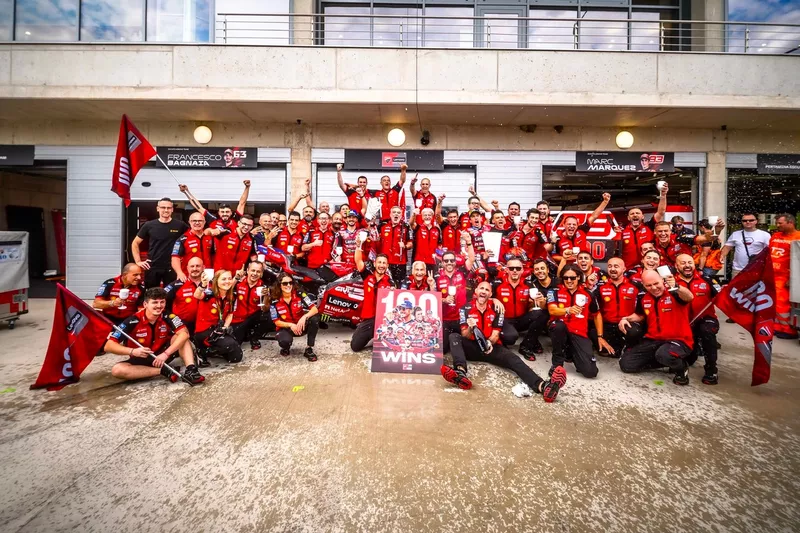 Marc Marquez, Ducati Team, Francesco Bagnaia, Ducati Team