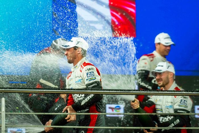 #87 Akkodis ASP Team Lexus RC F LMGT3: Petru Umbrarescu, Clemens Schmid, Jose María Lopez