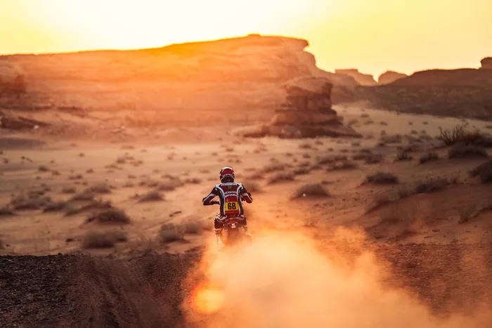 #68 Monster Energy Honda HRC Honda: Tosha Schareina
