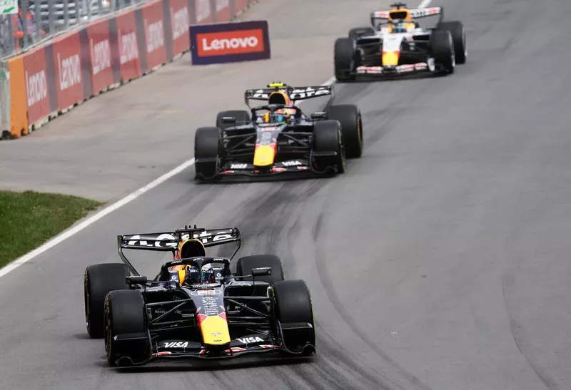 Max Verstappen, Red Bull Racing, Isack Hadjar, Red Bull Racing