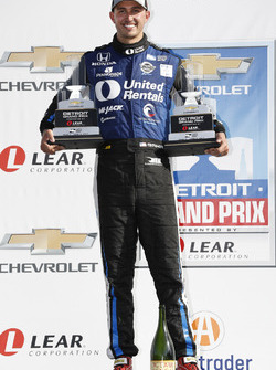 Podium: race winner Graham Rahal, Rahal Letterman Lanigan Racing Honda with the trophies from both of his wins