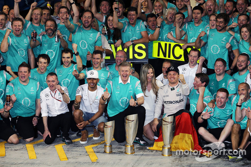 Nico Rosberg, Mercedes AMG F1 celebra su campeonato con el equipo y su esposa  Vivian Rosberg