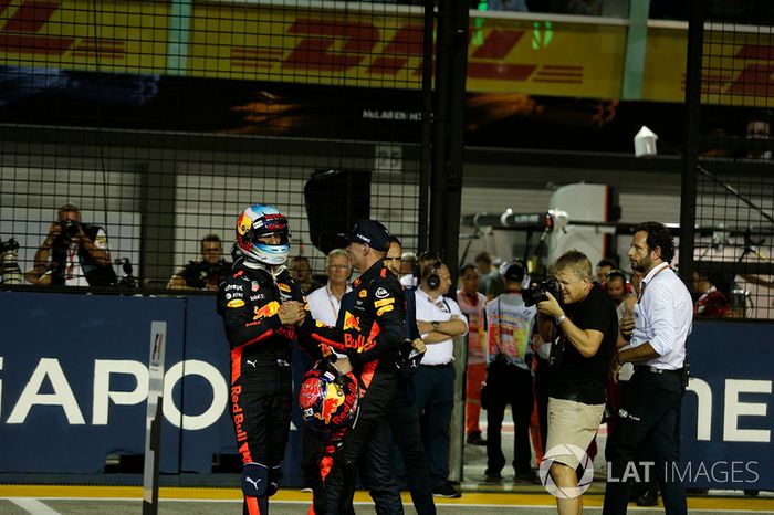 Daniel Ricciardo, Red Bull Racing y Max Verstappen, Red Bull Racing celebran en parc ferme