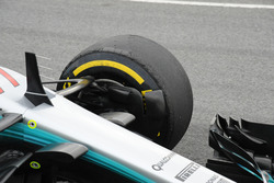 Mercedes AMG F1 W08, передня підвіска