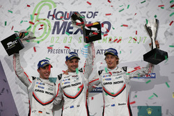 1. #2 Porsche Team Porsche 919 Hybrid: Timo Bernhard, Earl Bamber, Brendon Hartley, Porsche Team