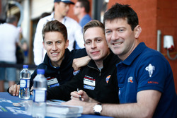 Adam Carroll, Michael Wainwright, Ben Barker, Gulf Racing