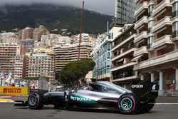 Льюїс Хемілтон, Mercedes AMG F1 W07 Hybrid