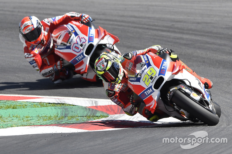 Ducati Desmosedici 2016 - Andrea Iannone e Andrea Dovizioso