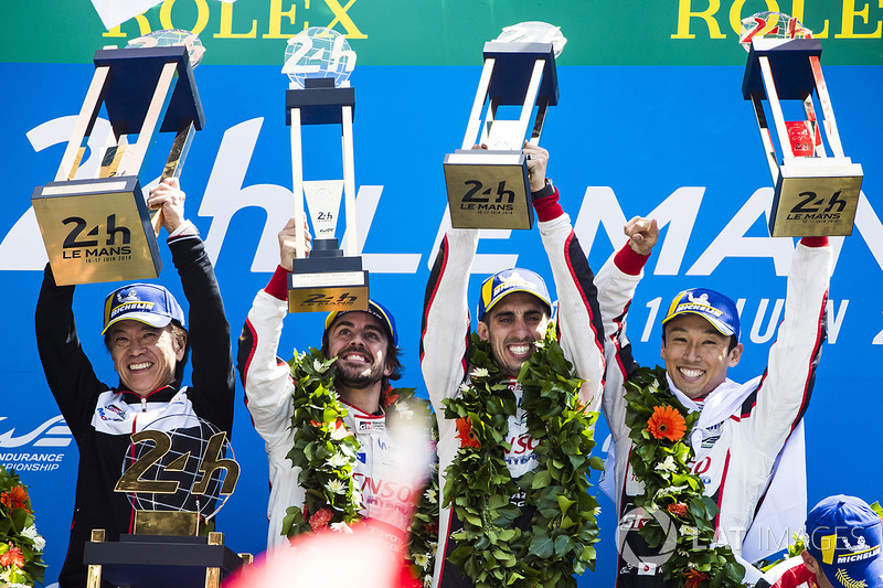 24 horas de Le Mans: Sebastien Buemi, Kazuki Nakajima, Fernando Alonso, Toyota Gazoo Racing
