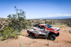 #304 Toyota Gazoo Racing Toyota: Giniel de Villiers, Dirk von Zitzewitz