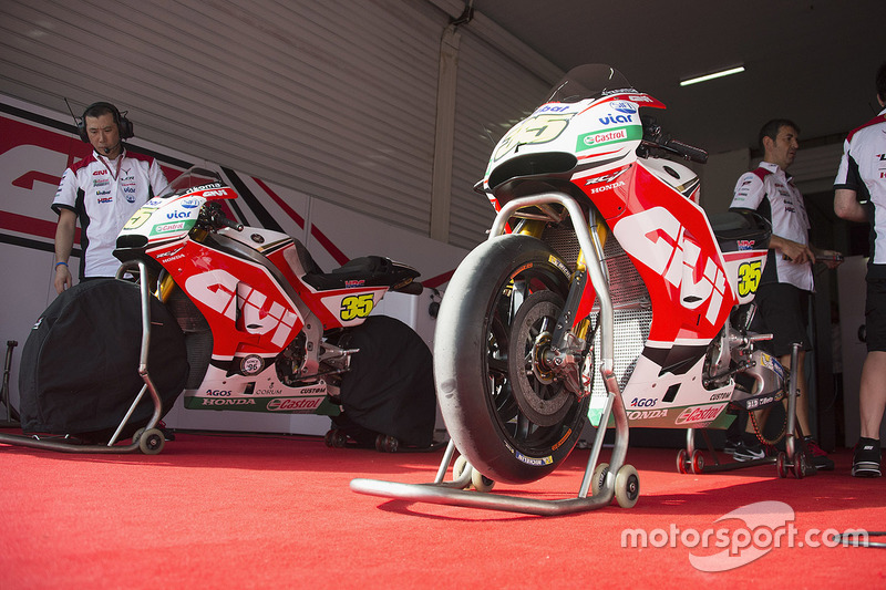 Team LCR Honda team area