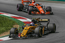 Джоліон Палмер, Renault Sport F1 Team RS17