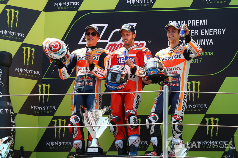 Podio: secondo Marc Marquez, Repsol Honda Team, il vincitore Andrea Dovizioso, Ducati Team, terzo Da