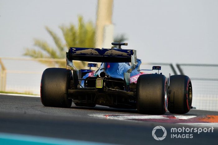 Daniil Kvyat, Toro Rosso STR14 