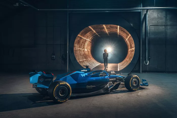 Williams FW44 
